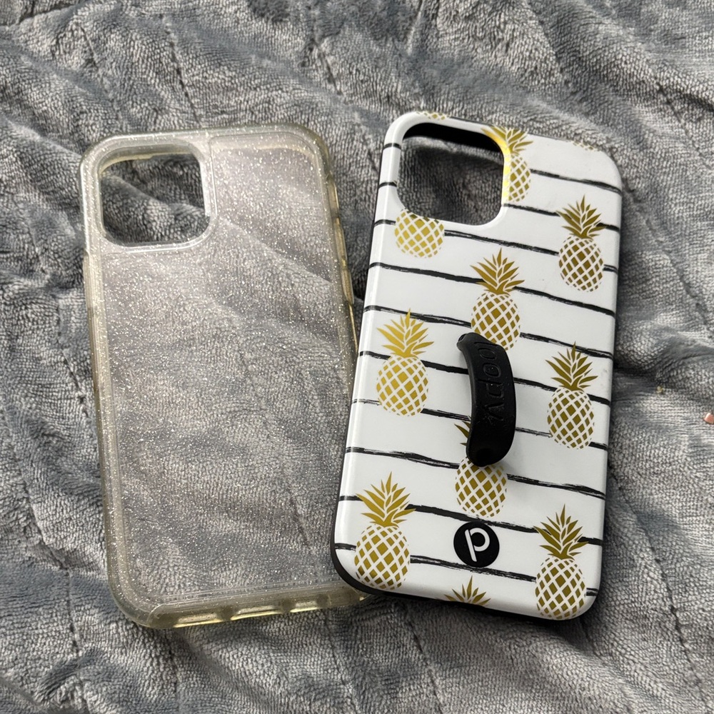 Loopy Case White and Gold Pineapple Phone Case